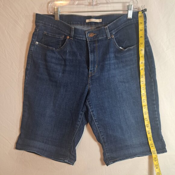 Levi's Blue‎ Bermuda Shorts Cotton Blend Size 33 Zip Solid Denim Women's - Picture 9 of 12